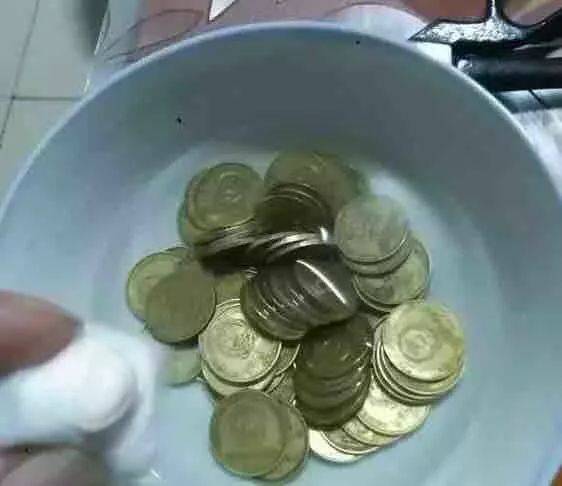 小心<strong></p>
<p>比币</strong>！你收藏的梅花套币可能是水洗币！
