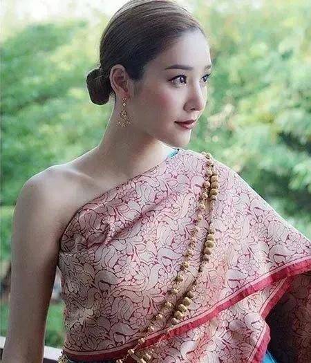 女儿的命只值580万网民币<strong></p>
<p>今币网</strong>？这位国外女星的母亲的回应是：对