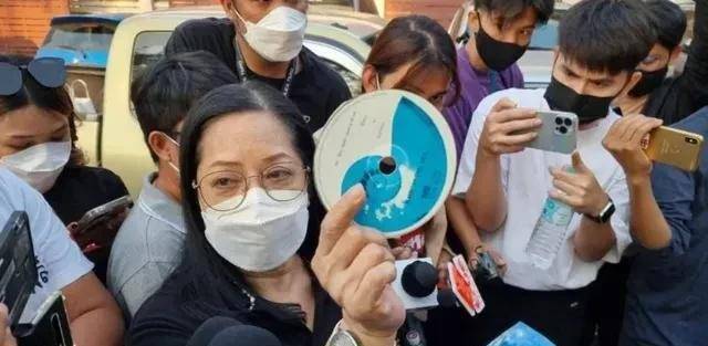 女儿的命只值580万网民币<strong></p>
<p>今币网</strong>？这位国外女星的母亲的回应是：对