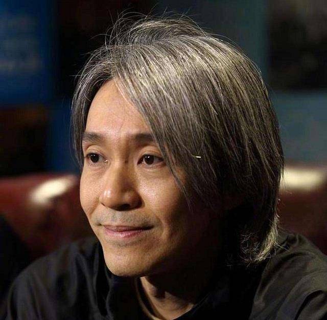 周星驰抵押豪宅内幕：对赌协议首度曝光<strong></p>
<p>今币网</strong>，4年竟要赚10.4亿网民币