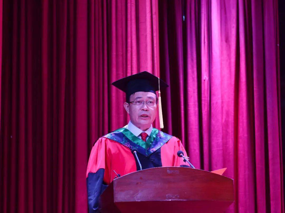 千禧同学<strong></p>
<p>千禧币</strong>，毕业快乐！