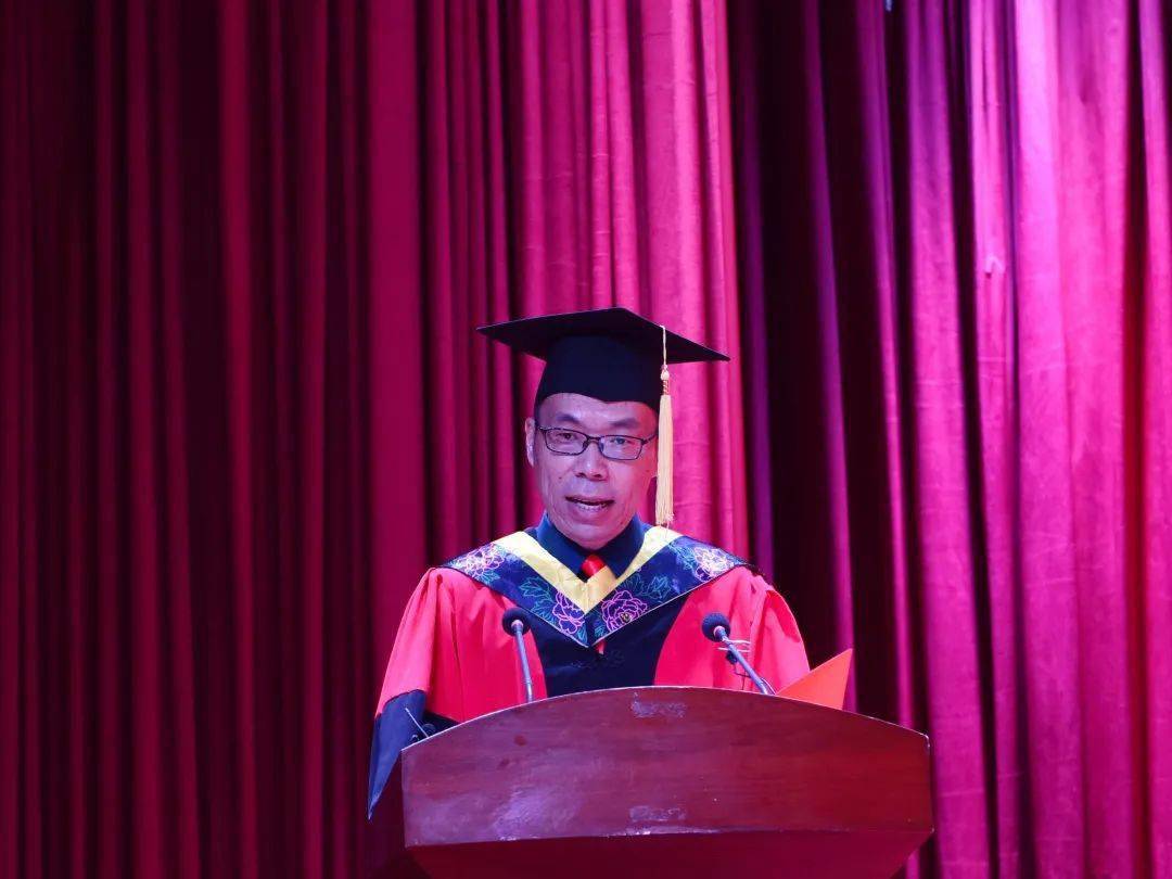 千禧同学<strong></p>
<p>千禧币</strong>，毕业快乐！