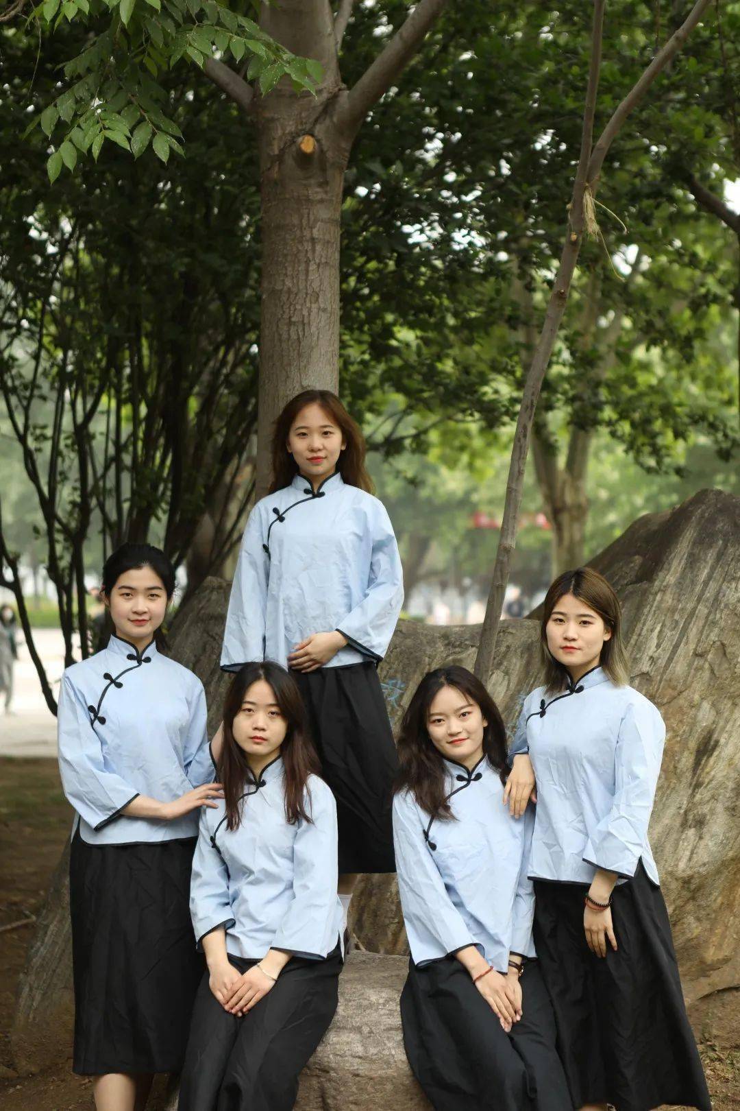 千禧同学<strong></p>
<p>千禧币</strong>，毕业快乐！