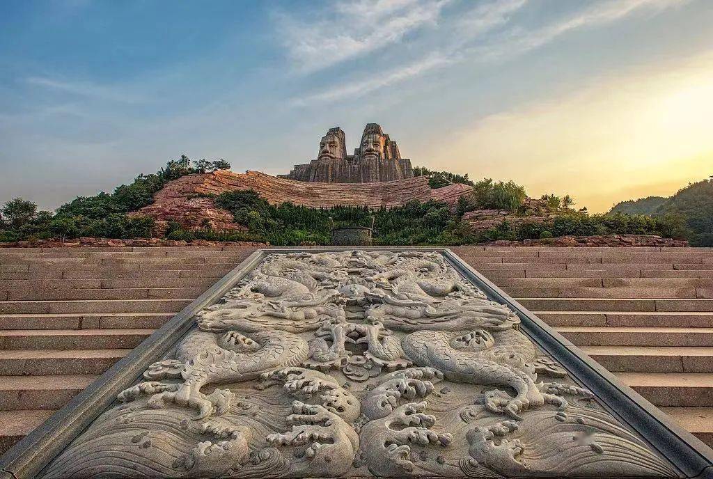 跟着纪念币去旅游 | 热火河南<strong></p>
<p>应用币</strong>，币上游