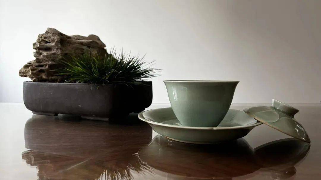 喝茶赏蒲