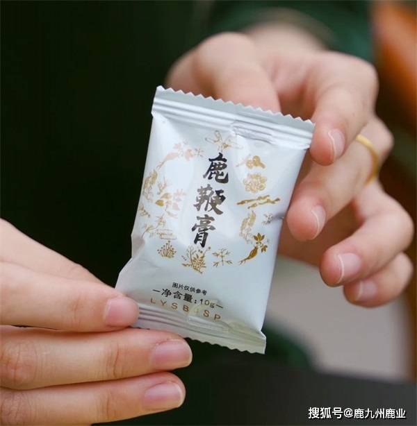鹿九州:鹿鞭膏怎么吃<strong></p>
<p>鹿币</strong>?鹿鞭膏的服用方法及服用禁忌