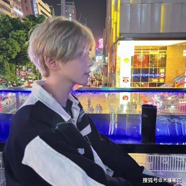 ESO鹿哈发文道歉<strong></p>
<p>鹿币</strong>，宣布改回自己的本名，以后不会再叫鹿哈
