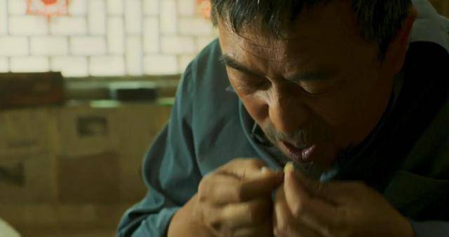 《山海情》黄轩坐着ECT车<strong></p>
<p>ect币</strong>？闫妮娃脸太白？还好有尤勇张嘉译来