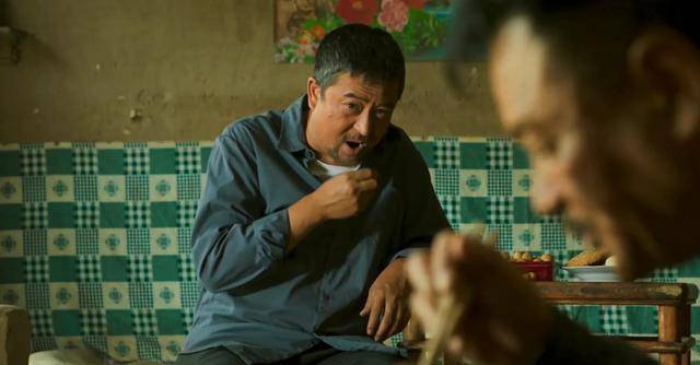 《山海情》黄轩坐着ECT车<strong></p>
<p>ect币</strong>？闫妮娃脸太白？还好有尤勇张嘉译来