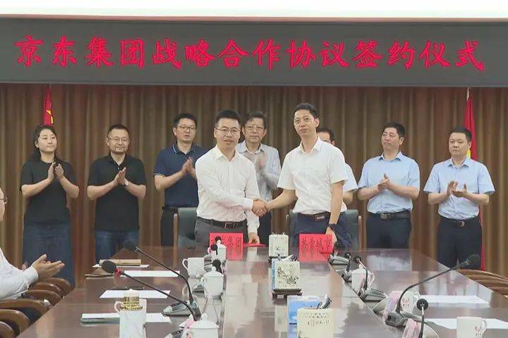 本币大贬值<strong></p>
<p>基本币</strong>！这些国家客户目前采购意愿降低 / 禽流感影响羽绒出口