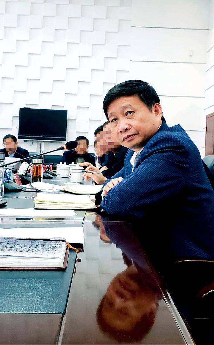 肖毅被控受贿1.25亿，曾与币圈老板交往密切，留下“挖矿”残局