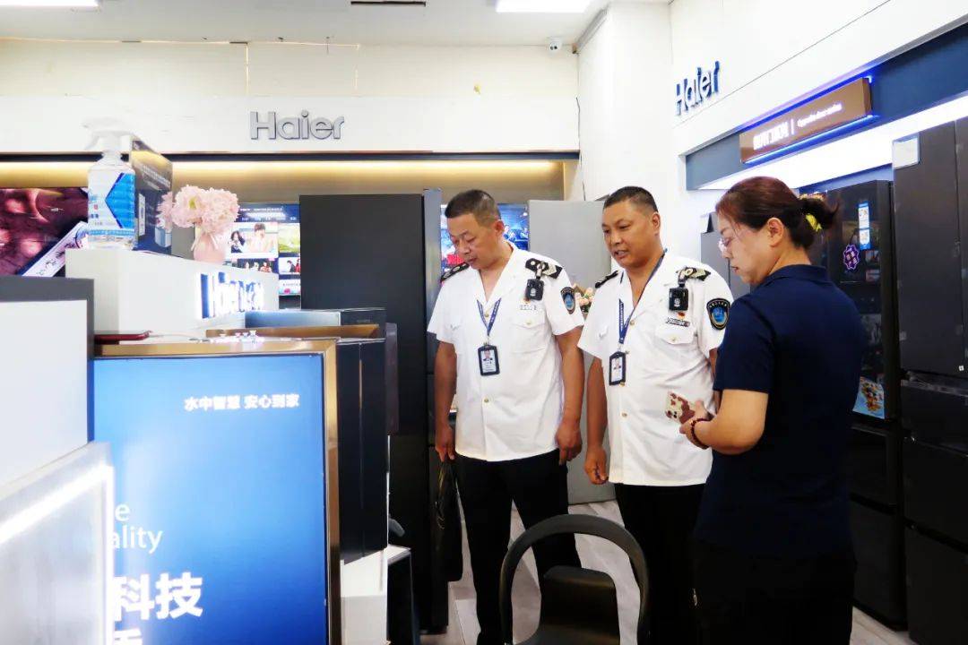 师市卫生健康综合行政执法大队加强涉水产品销售市场监管 确保饮水卫生安全