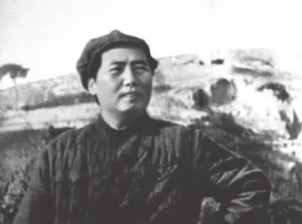 王立华：林彪、彭德怀都反对<strong></p>
<p>投资理财课程</strong>，毛泽东何以赌上红军全部家底，决意东征？