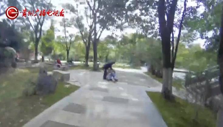 “亲爱的<strong></p>
<p>工商的理财</strong>，千万别说漏嘴！”68岁贵州阿姨遇“黄昏恋”，监控拍下……