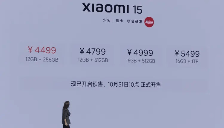 4499元起售！小米新款手机将全面支持苹果设备<strong></p>
<p>理财经理面试</strong>，网友：来抢苹果用户了