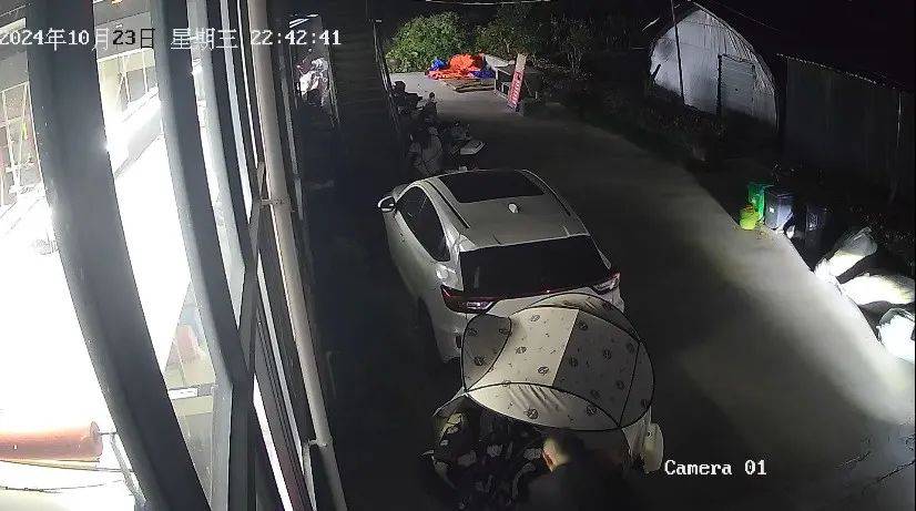 “我车被偷了<strong></p>
<p>理财历史</strong>，车上有块毒猪肉！”男子深夜报警，结局大反转