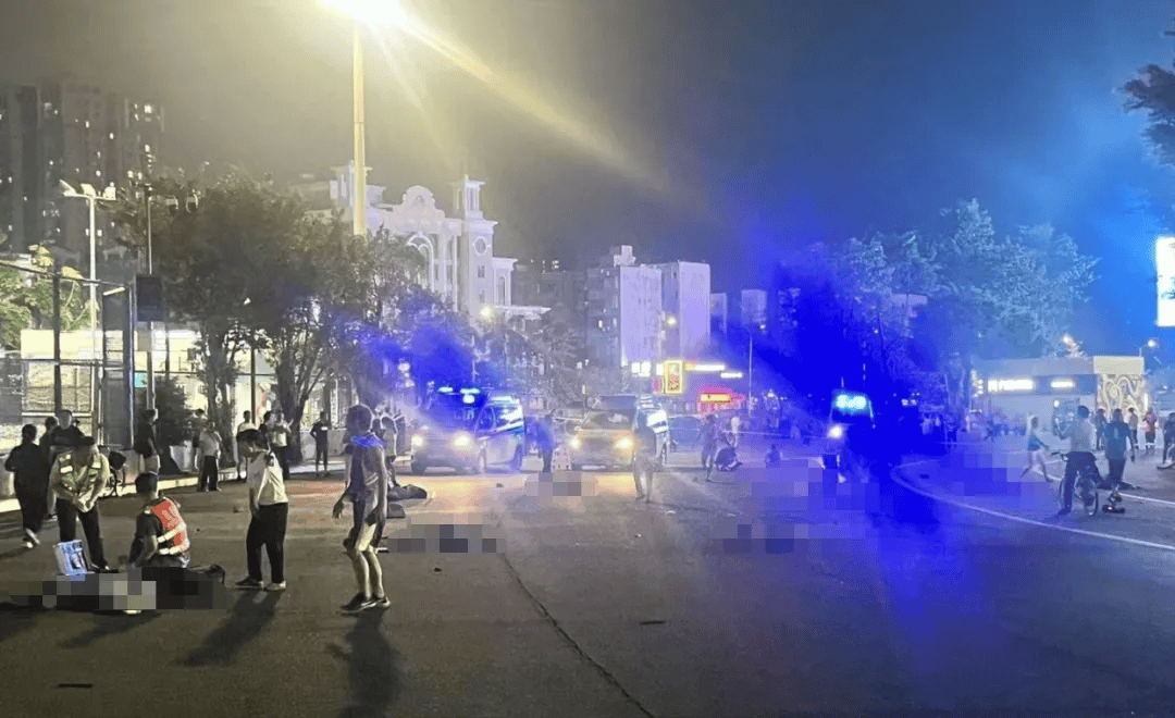 汽车撞倒多名行人逃逸<strong></p>
<p>中年理财</strong>，62岁男子被控制！警方通报→
