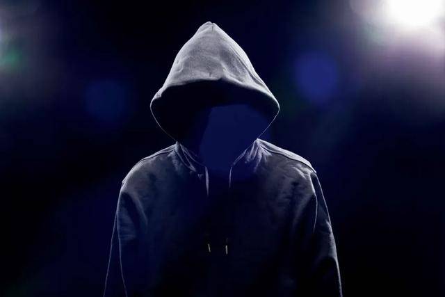 “职业背债人”<strong></p>
<p>集合理财</strong>，先被利用后被抛弃
