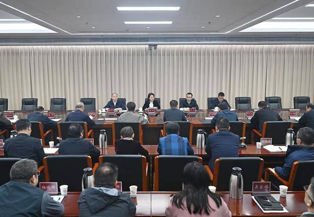 <strong></p>
<p>友理财</strong>他任武汉市委常委、东湖高新区党工委书记