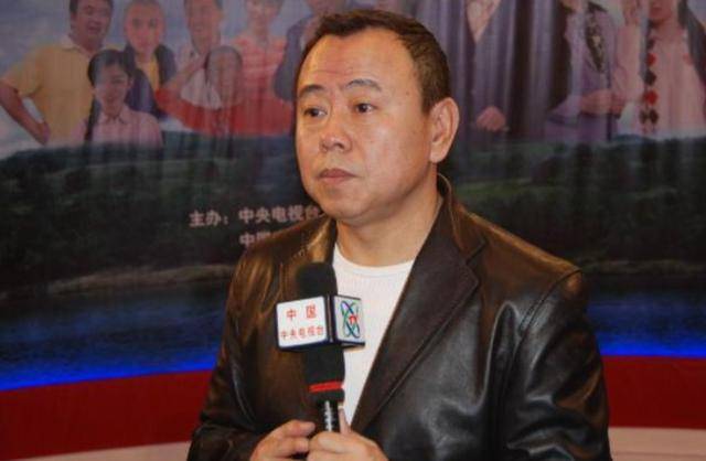 潘长江:我钱花一辈子也花不完<strong></p>
<p>平台理财哪个好</strong>,如今67岁却越活越“糊涂”了