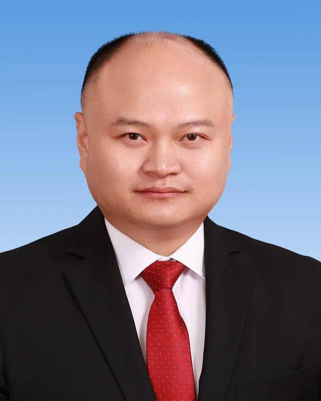 珠海香洲<strong></p>
<p>十万元理财</strong>,区委书记调整