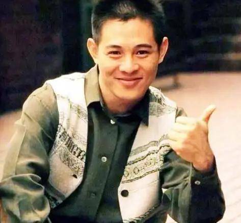 李连杰:后事一切从简<strong></p>
<p>理财师考试</strong>，不用立碑也不用办丧事，树葬海葬都可以
