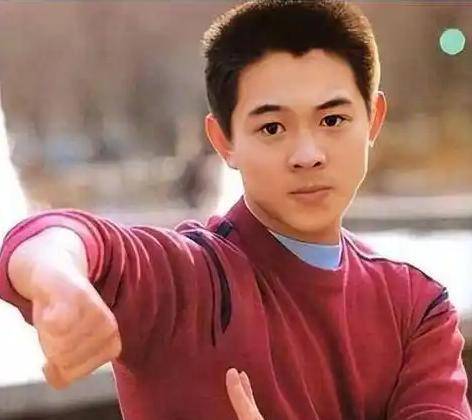 李连杰:后事一切从简<strong></p>
<p>理财师考试</strong>，不用立碑也不用办丧事，树葬海葬都可以