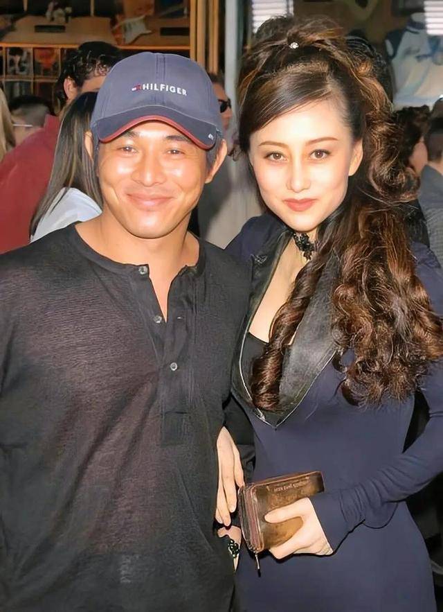 李连杰:后事一切从简<strong></p>
<p>理财师考试</strong>，不用立碑也不用办丧事，树葬海葬都可以