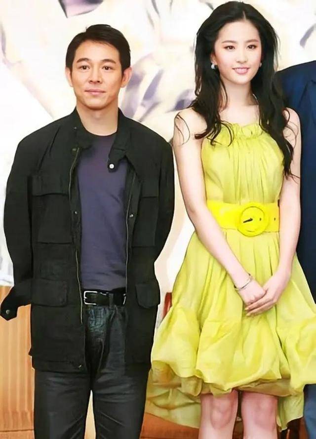 李连杰:后事一切从简<strong></p>
<p>理财师考试</strong>，不用立碑也不用办丧事，树葬海葬都可以