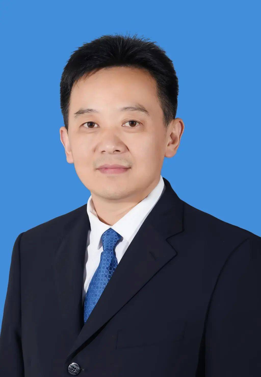 安徽省委决定<strong></p>
<p>赢家理财</strong>！干部职务调整！