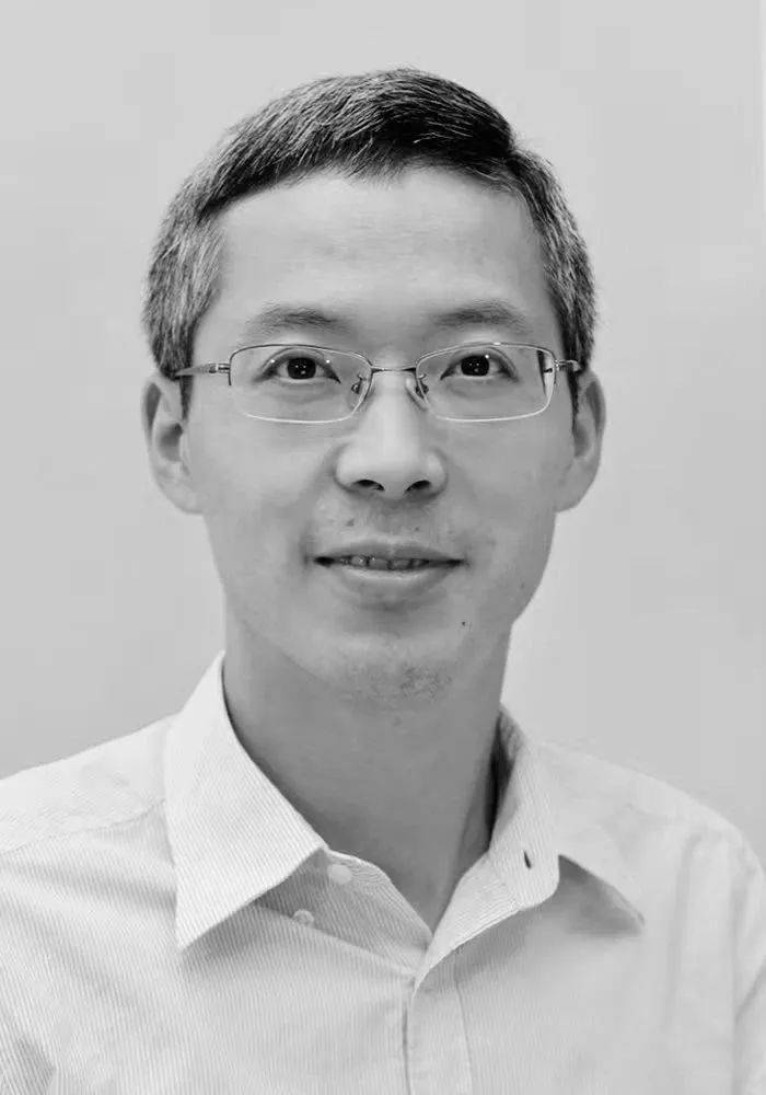 李锋博士遭遇意外离世<strong></p>
<p>理财规划师报名</strong>，年仅48岁