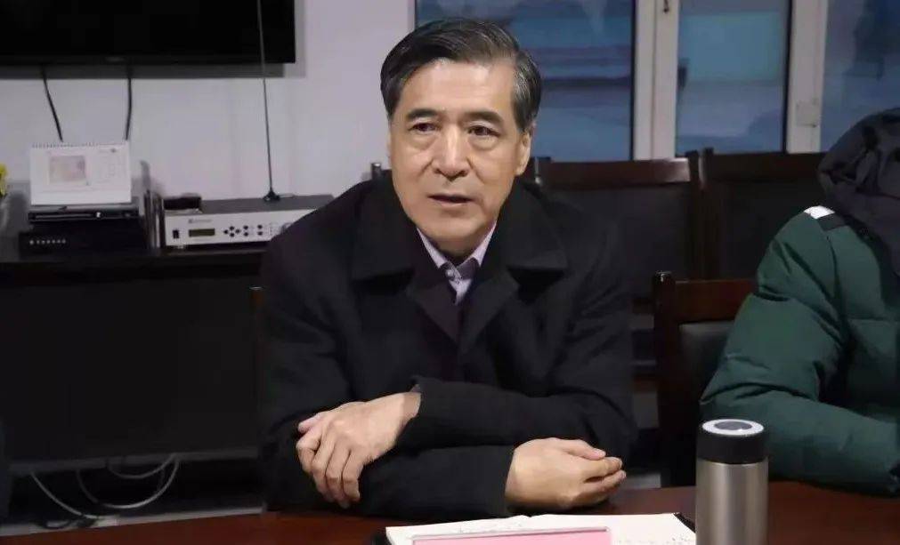 中央打虎！当过赤峰市市长、赤峰市委书记、包头市委书记等<strong></p>
<p>银行理财产品利率</strong>，王中和被查