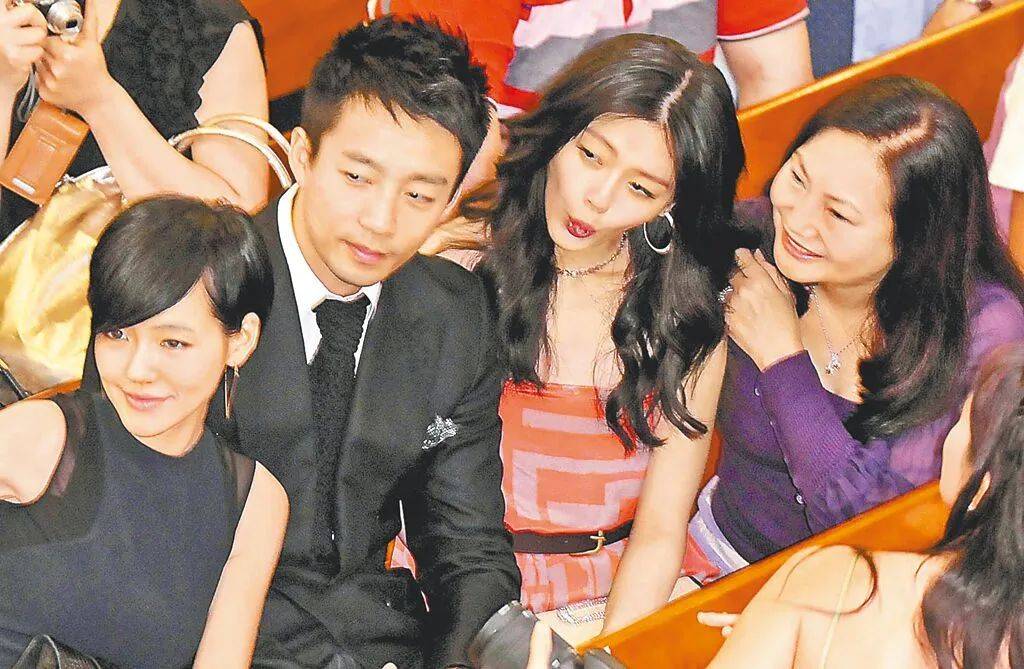 汪小菲为避媒体6天没出门<strong></p>
<p>理财质押贷款</strong>，与S妈打视频官司争遗产