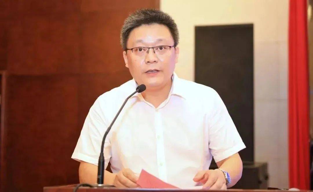 无锡一副局长<strong></p>
<p>程理财</strong>，任上被查