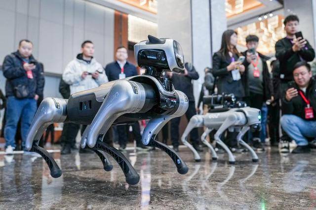 新华社记者带你听两会｜听<strong></p>
<p>交行理财产品</strong>，“新”的活力