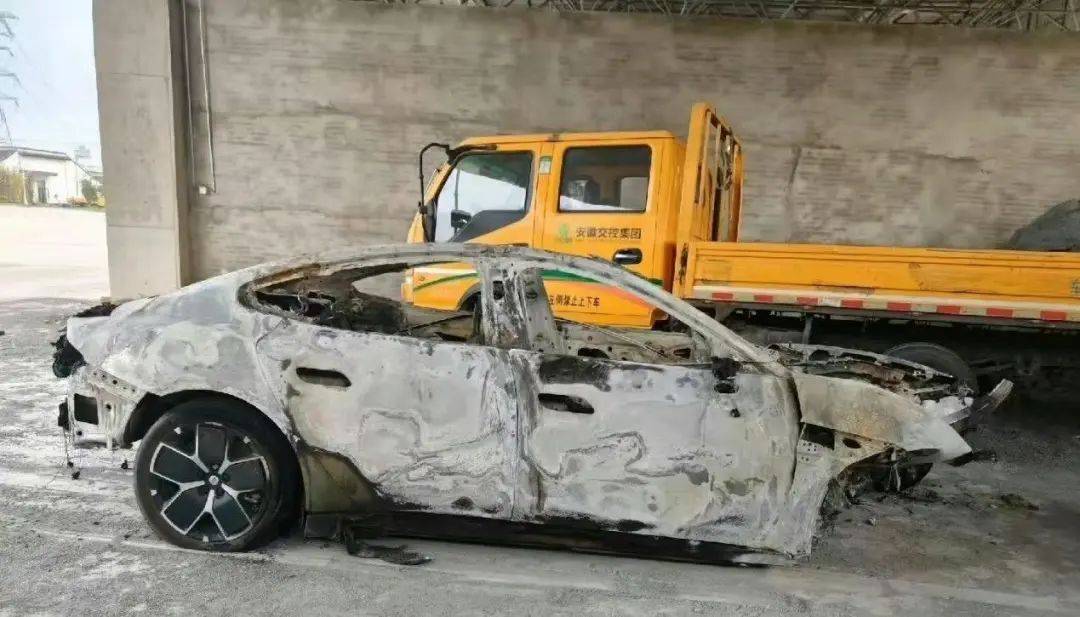 “人活活烧没了”热传！小米汽车<strong></p>
<p>金融理财培训</strong>，刚刚回应