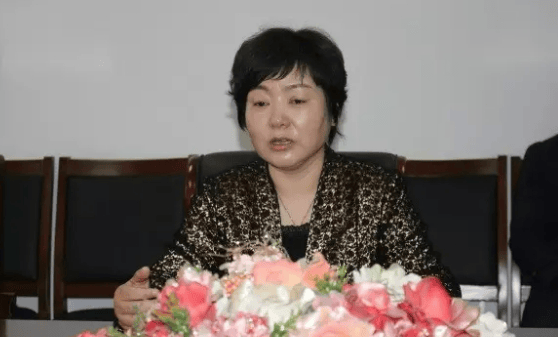 田淑敏<strong></p>
<p>p2p理财排名</strong>，欺上瞒下