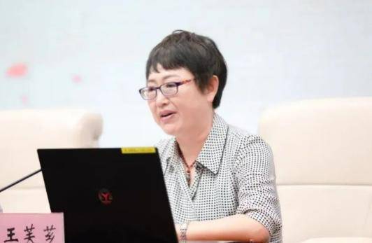 吉林一女官员被查！当过扫黑办主任<strong></p>
<p>理财p2p排名</strong>，她曾说“吃人家的嘴短，拿人家的手短”