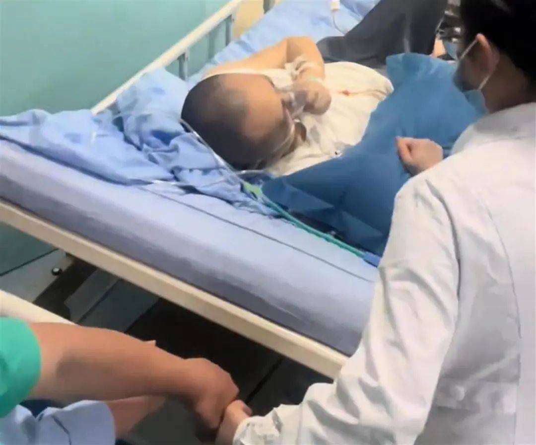 突发讣告!他已去世<strong></p>
<p>小额投资理财</strong>,从确诊到离世仅1个月!