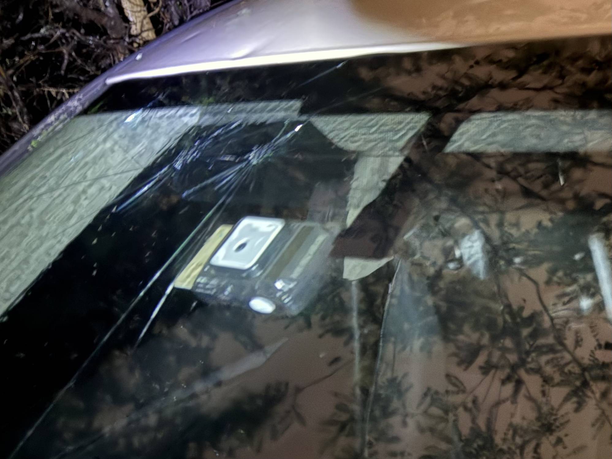 北京冰雹后车险理赔咨询火爆<strong></p>
<p>理财百科</strong>，车险公司：车被砸后别磨叽，先报备