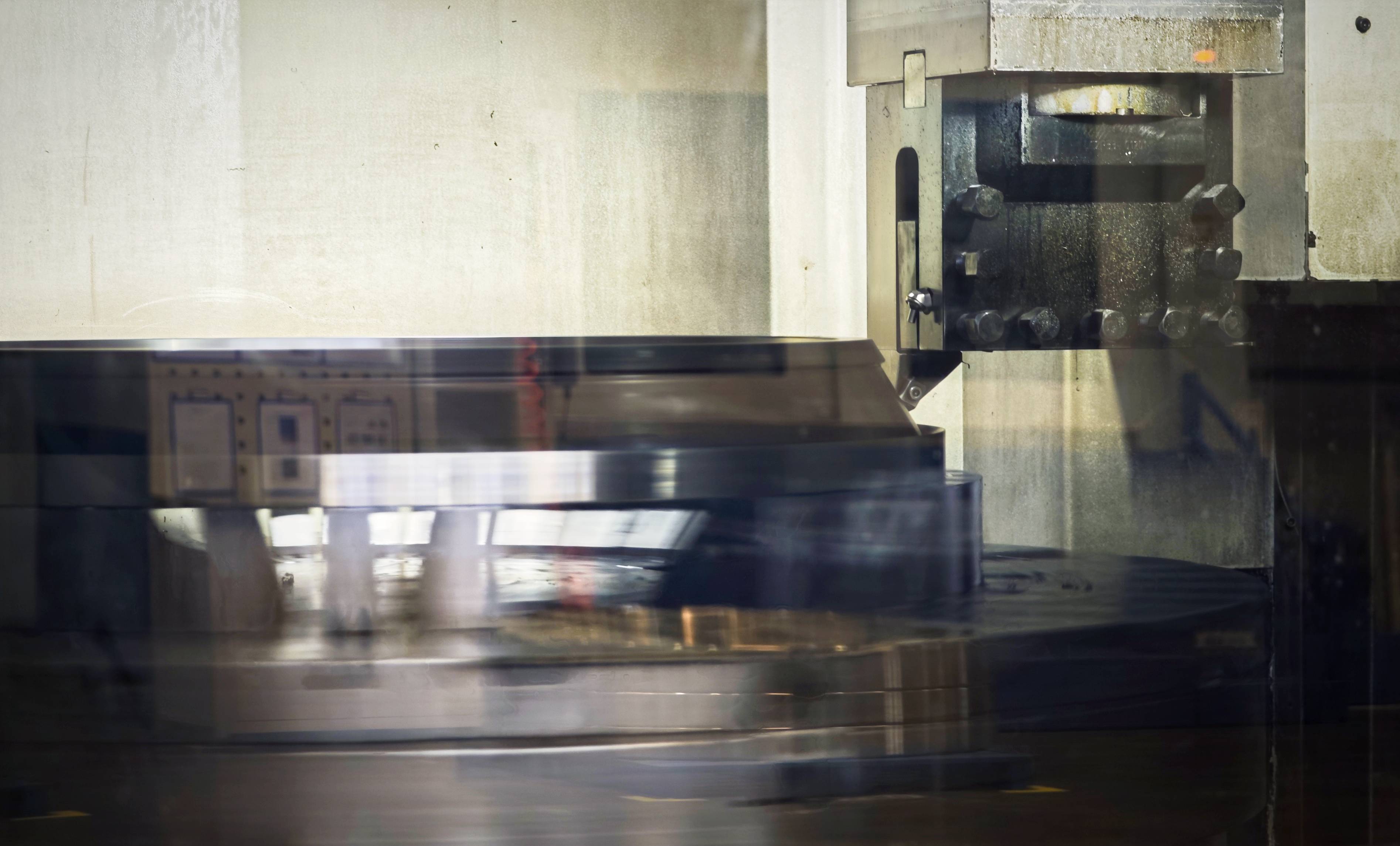 第1视点丨跟随总书记走进洛阳轴承集团 <strong></p>
<p>银行投资理财产品</strong>了解先进制造业发展