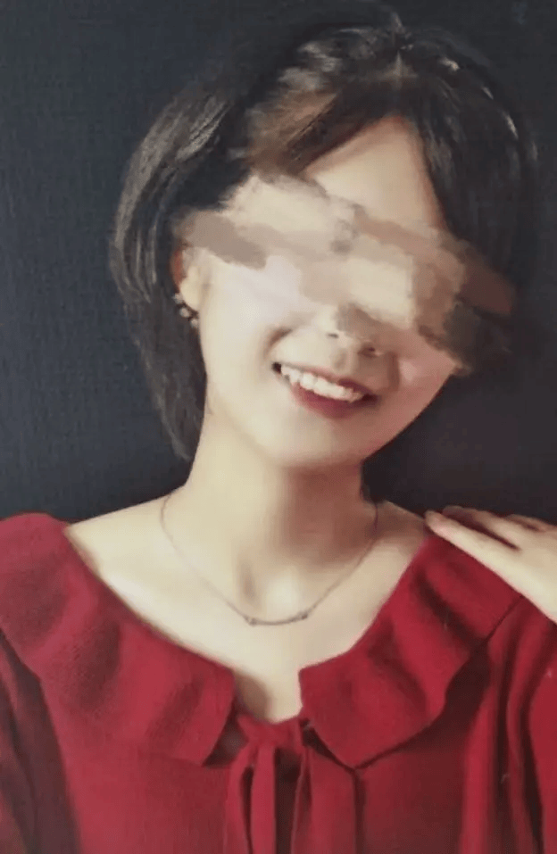 遭同小区居民持刀袭击身亡<strong></p>
<p>理财通手续费</strong>，27岁女子在家门口遇害案需重新取证，择日开庭审理