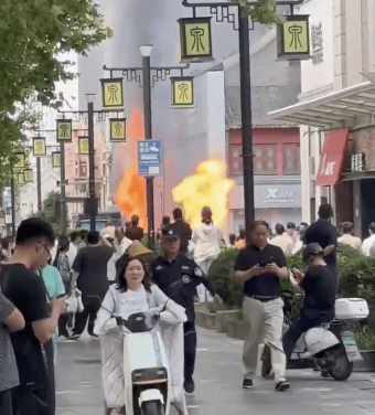 5人受伤<strong></p>
<p>理财软件</strong>，1人失联！济南泉城路发生火灾，官方通报