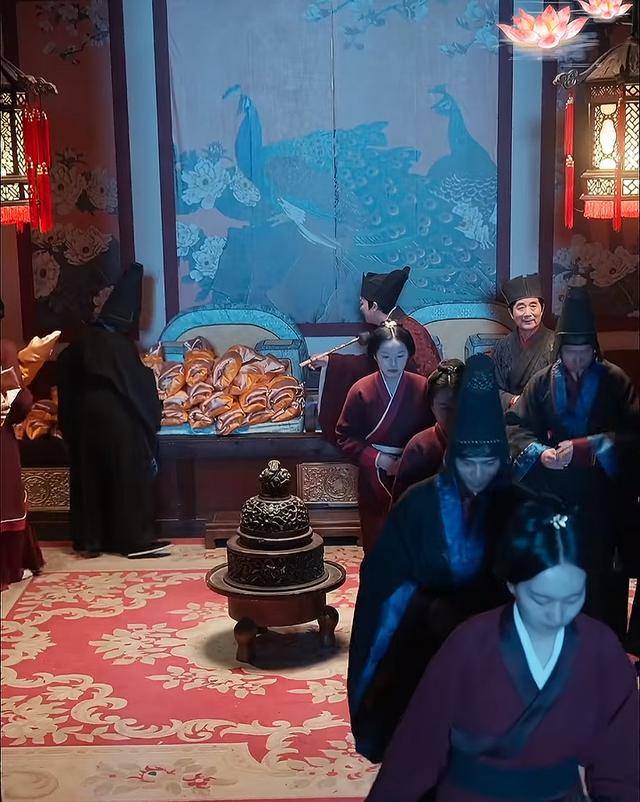“一胎生99子”<strong></p>
<p>理财婆</strong>？恶意审丑是对观众的“电子投毒”丨中听