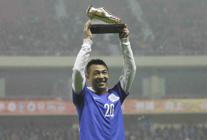 前国脚发声：国足工资只有日韩三分之一<strong></p>
<p>理财婆</strong>，再降就没人踢了！