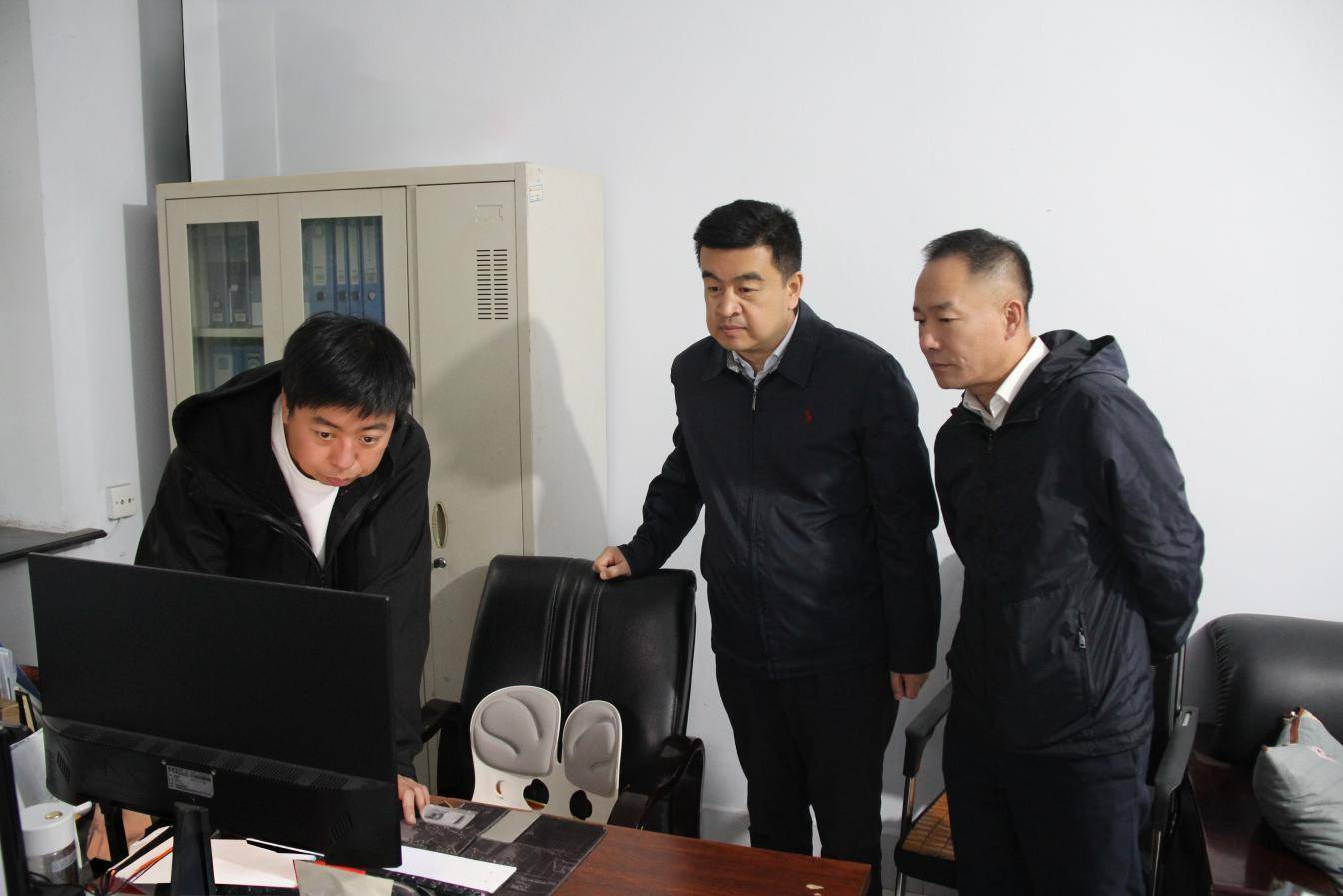 黑龙江航运集团党委书记、董事长哈达：从“老字号”到“新引擎”<strong></p>
<p>小鸡理财</strong>，在服务“向北开放”中锻造航运新质生产力