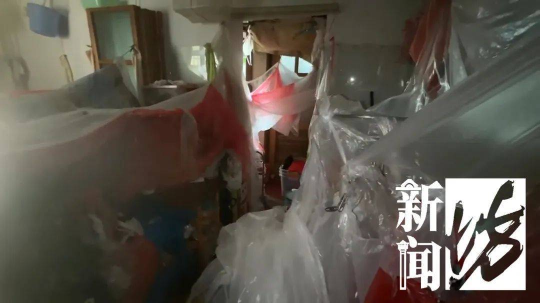 上海一老人拒绝疏通马桶<strong></p>
<p>得宝理财</strong>，整栋楼天天被臭味“袭击”！邻居们真崩溃了