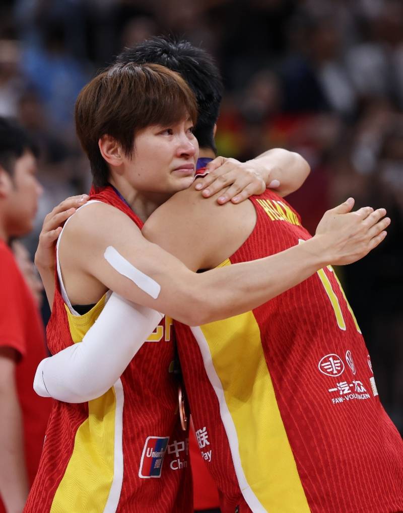 杨舒予谈落泪:和姐姐们最后一次打亚洲杯<strong></p>
<p>微信理财通基金</strong>,人生总要有点挑战