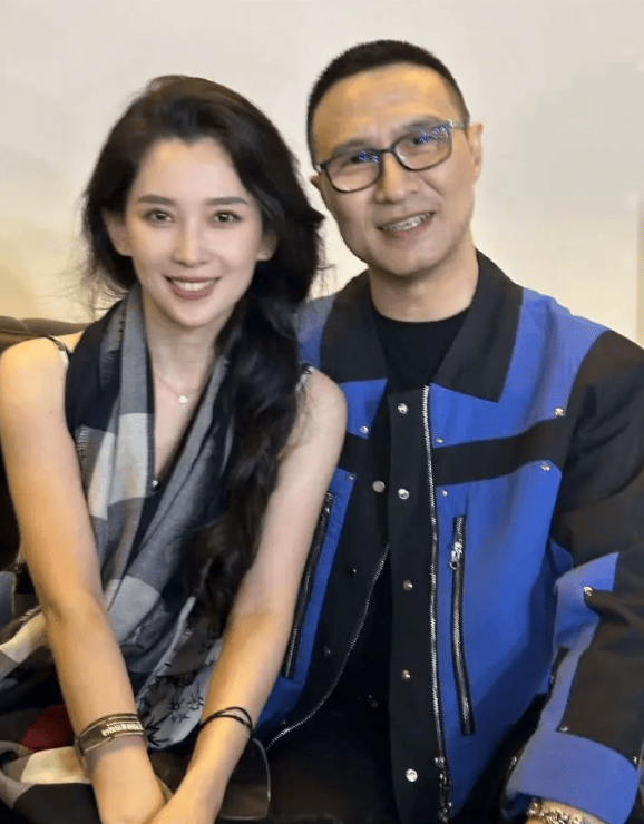 汪峰与森林北两家人同游日本<strong></p>
<p>投资理财集团</strong>，包括与章子怡所生的一对儿女，氛围相处融洽