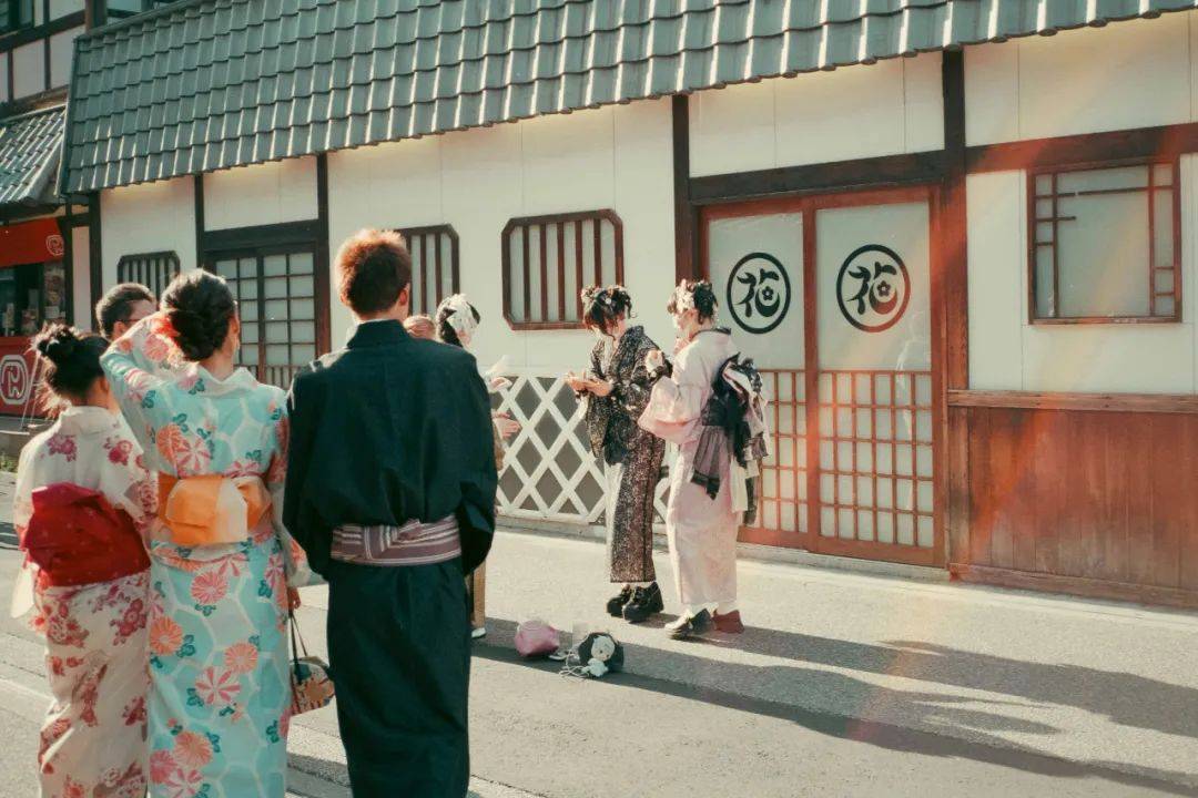 在日本<strong></p>
<p>商务理财</strong>，不婚先从普通人开始
